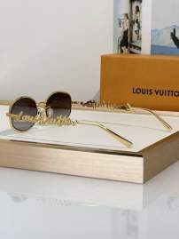 Picture of Louis Vuitton Sunglasses _SKUfw79279985fw
